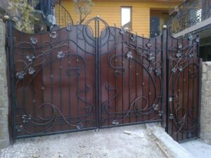 кованные ворота